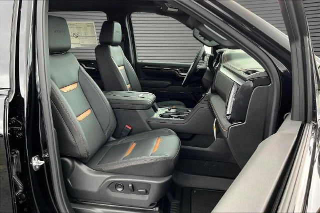 New 2026 Onyx Black GMC AT4 image 10