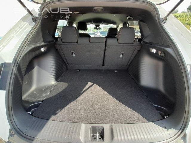Used 2025 Platinum White Pearl Honda  image 46