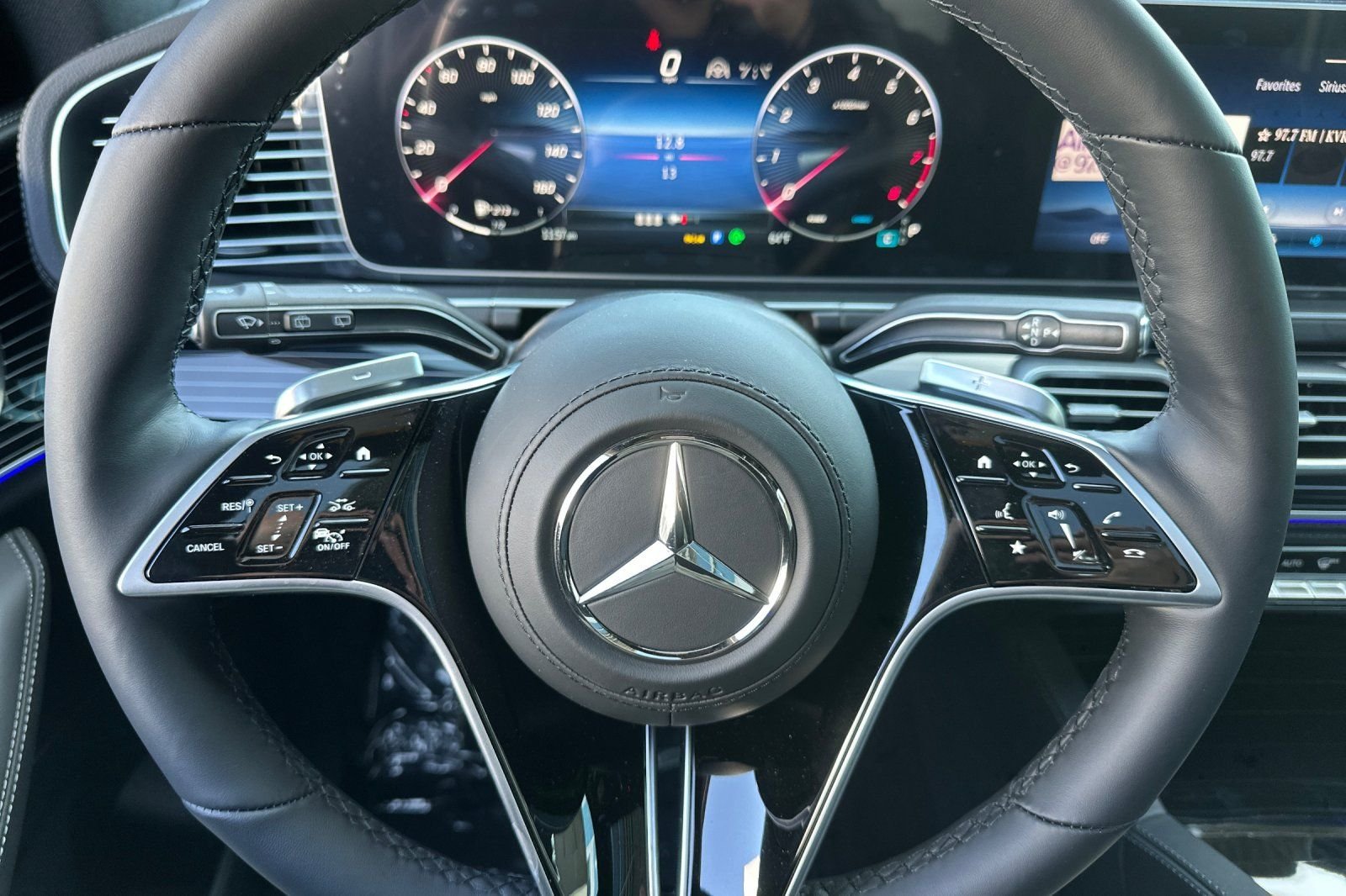 2025 Mercedes-Benz GLE GLE580 - Photo 20