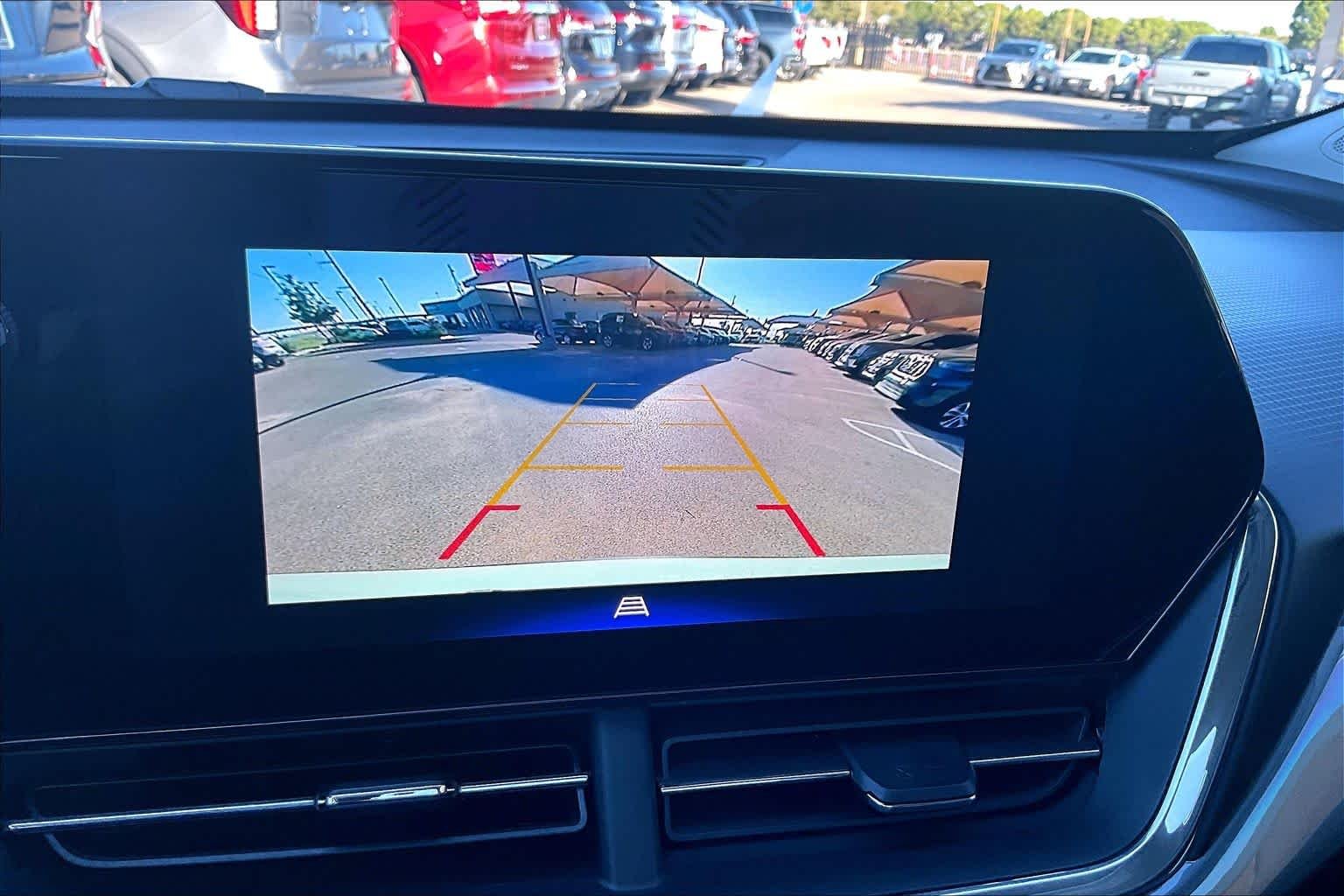 Used 2025 Cacti Green Chevrolet ACTIV image 27