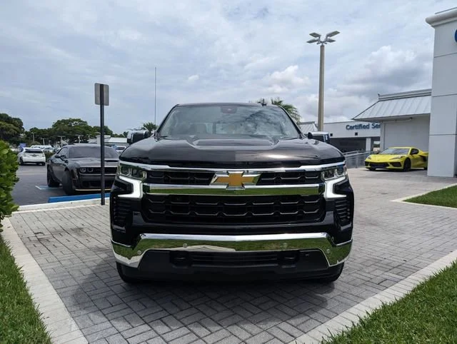 New 2026 Black Chevrolet LT image 3
