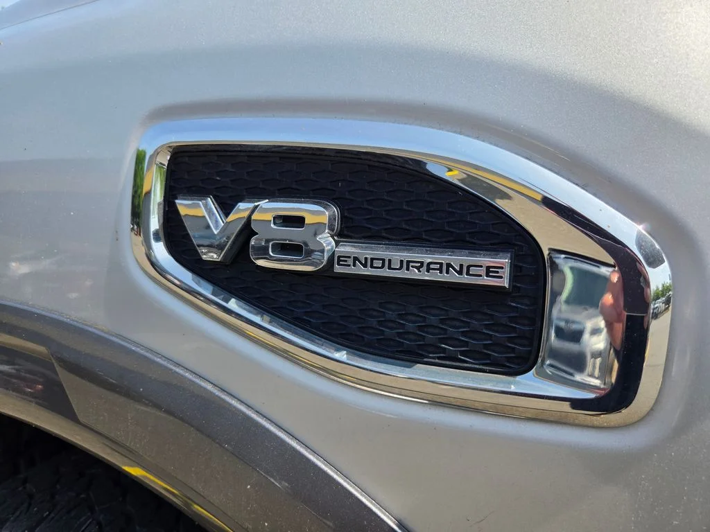 Used 2017 Silver Nissan PRO-4X image 10