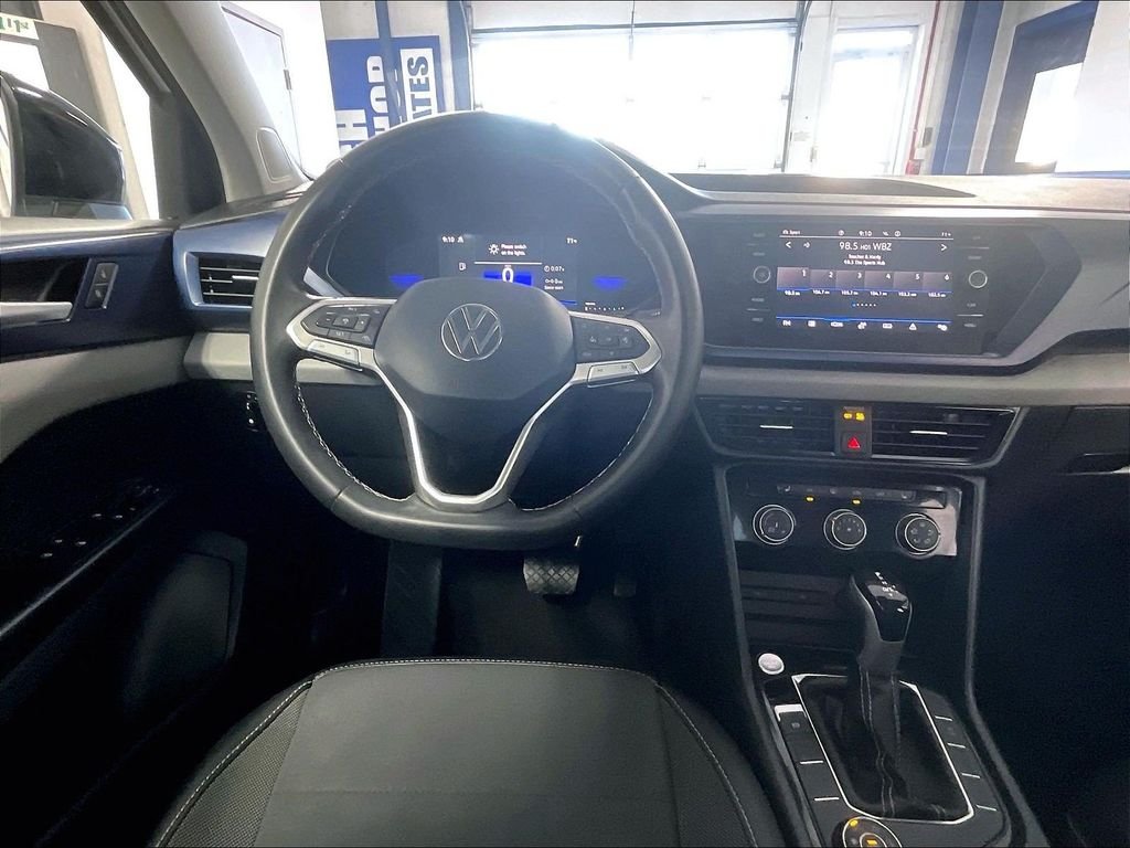 Used 2023 White Volkswagen 1.5T SE image 17
