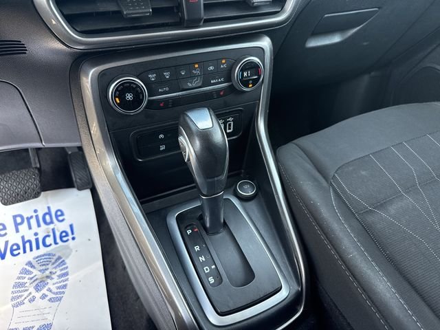 Used 2021 Blue Ford SE image 15