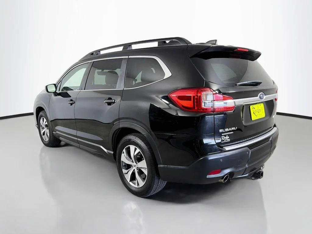 Used 2019 Black Subaru Premium image 8