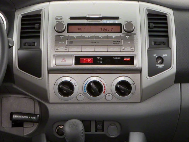 Used 2010 Silver Toyota  image 11