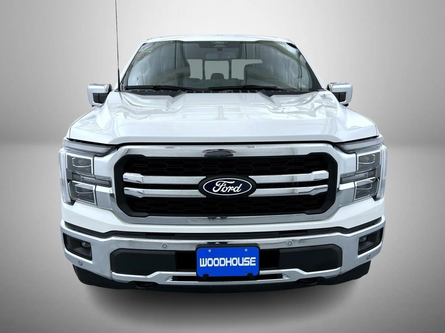 Used 2025 White Ford Lariat image 2