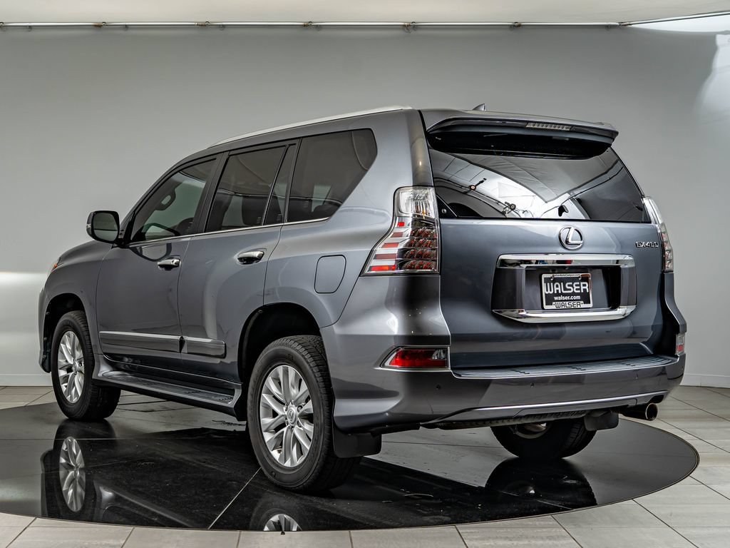 Used 2016 Nebula Gray Pearl Lexus 460 image 7