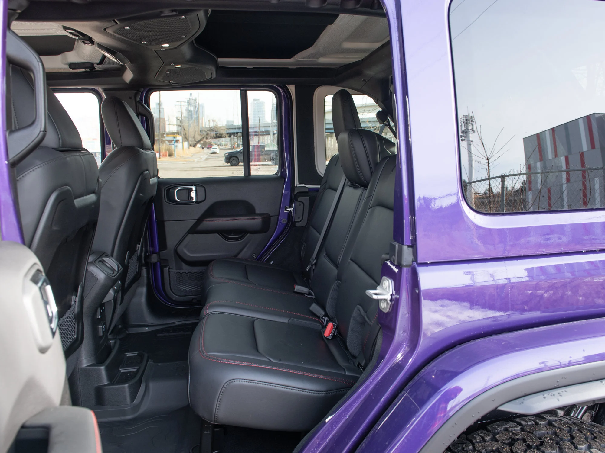 New 2026 reign Jeep Rubicon X* image 23