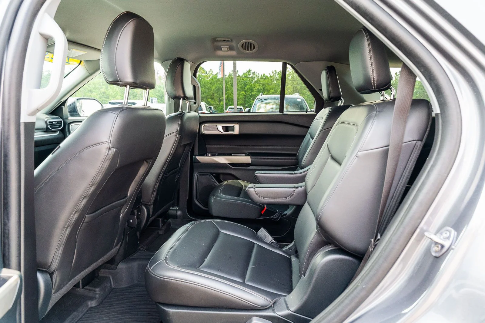 Used 2023 Gray Ford XLT image 16