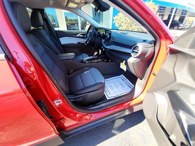 2026 Chevrolet Trax LT - Photo 5