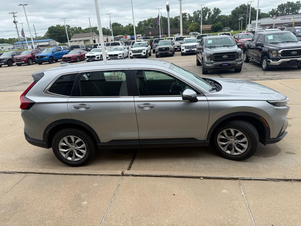 Used 2023 Lunar Silver Metallic Honda LX image 4