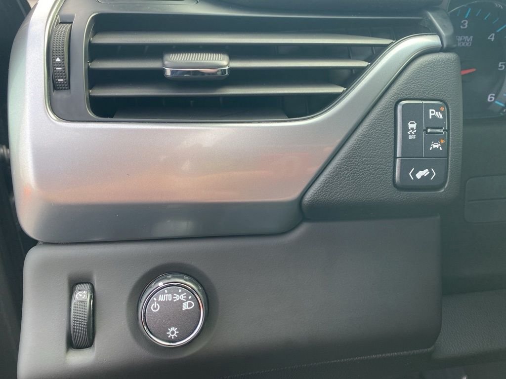 Used 2019 Gray Chevrolet LT image 16