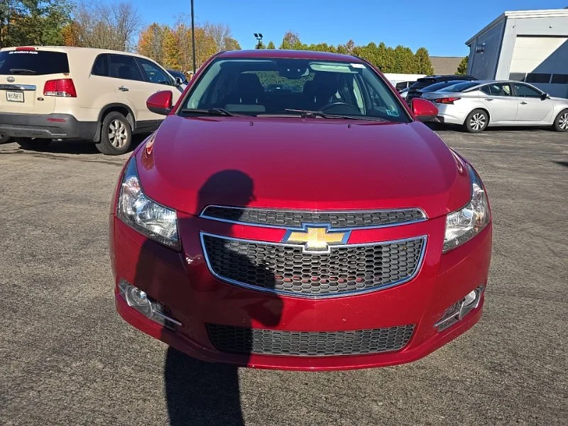 Used 2014 Red Chevrolet 1LT image 2