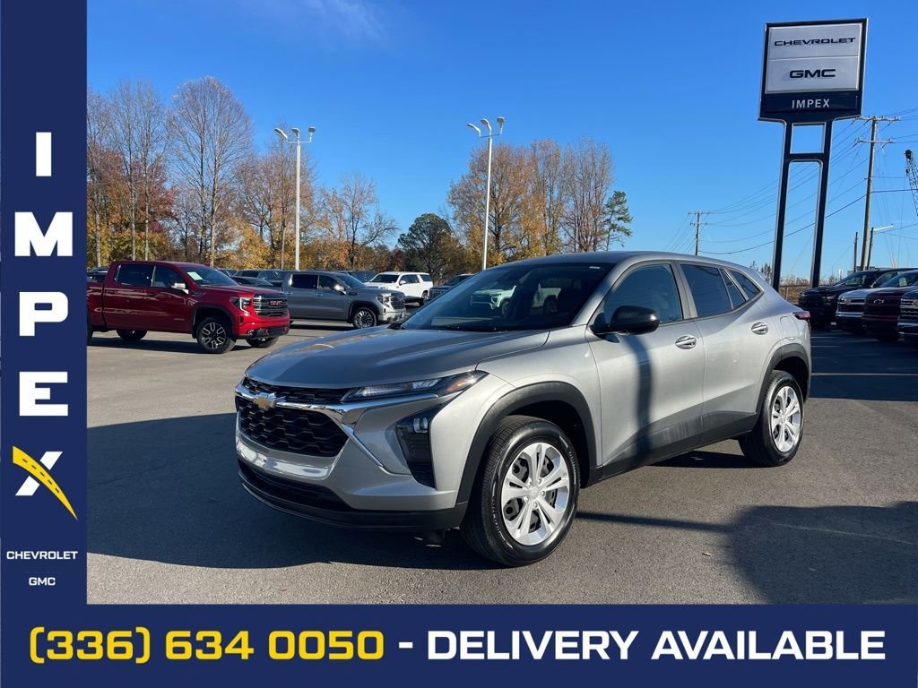 Sterling Gray Metallic 2024 Chevrolet Trax LS FWD SUV / Crossover Front-Wheel Drive