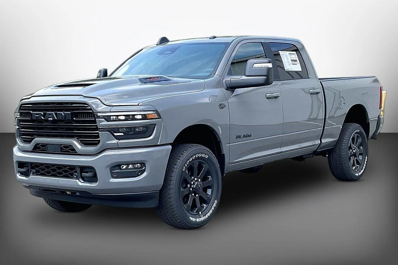 New 2027 Ceramic Gray Clear-Coat Exterior Paint RAM Laramie image 4