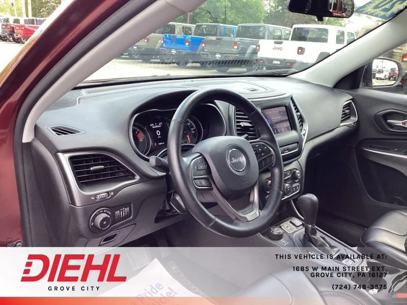 Used 2020 Red Jeep Latitude Plus 4x4 image 25