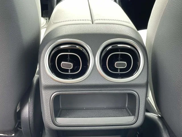 Used 2025  Mercedes-Benz C 300 image 12