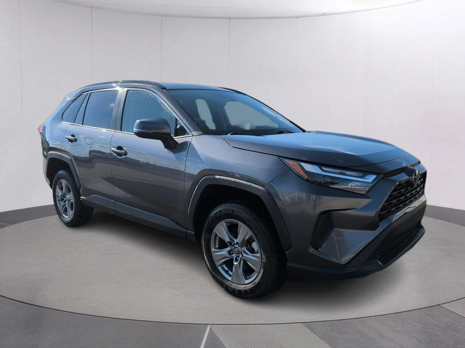 Used 2024 Magnetic Gray Metallic Toyota XLE image 7
