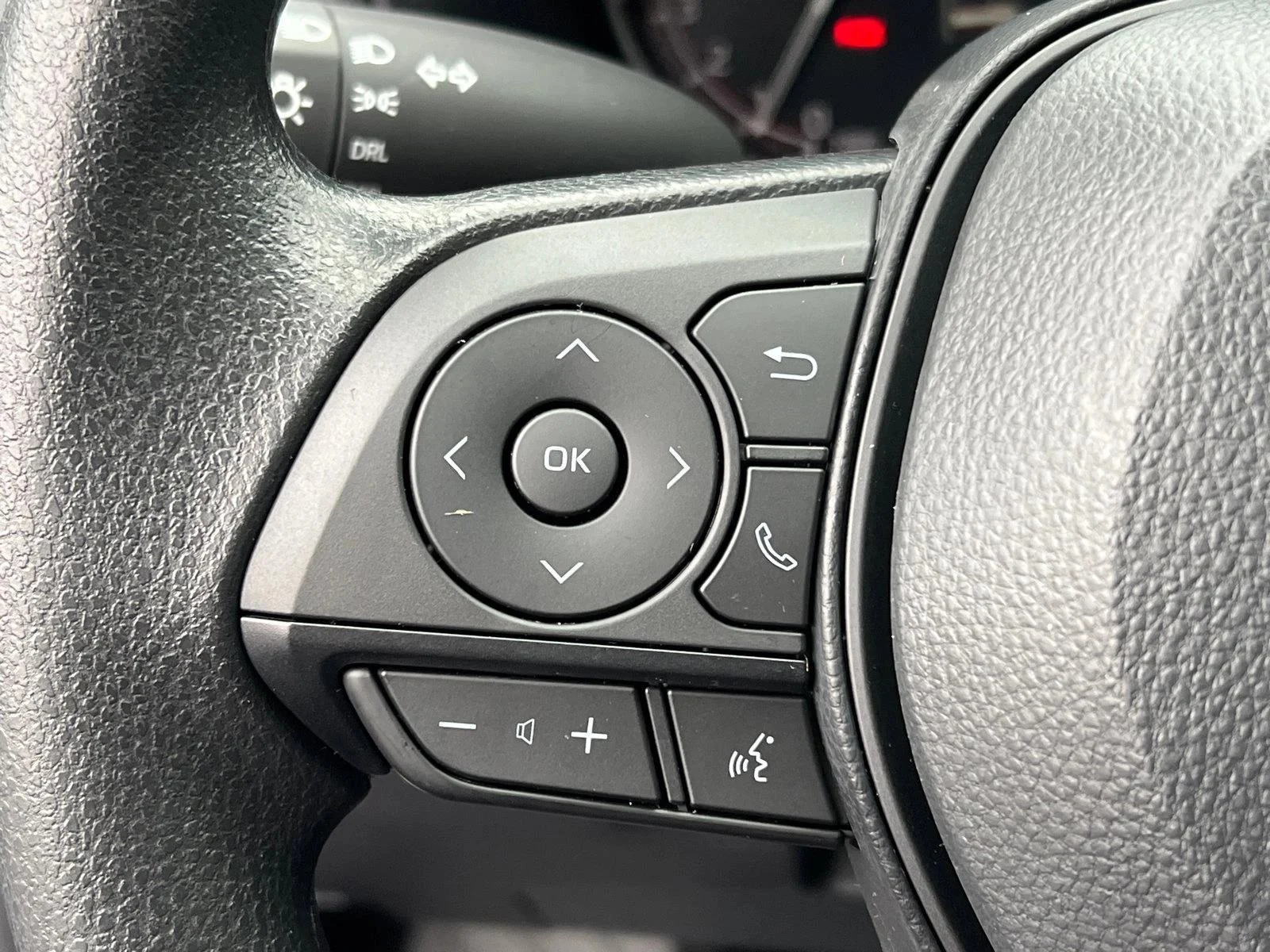 New 2025 Magnetic Gray Metallic Toyota LE image 24