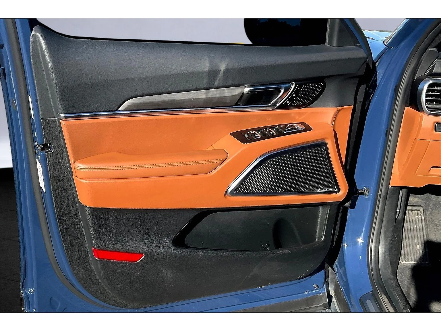 Used 2024  Kia SX Prestige X-Pro image 16