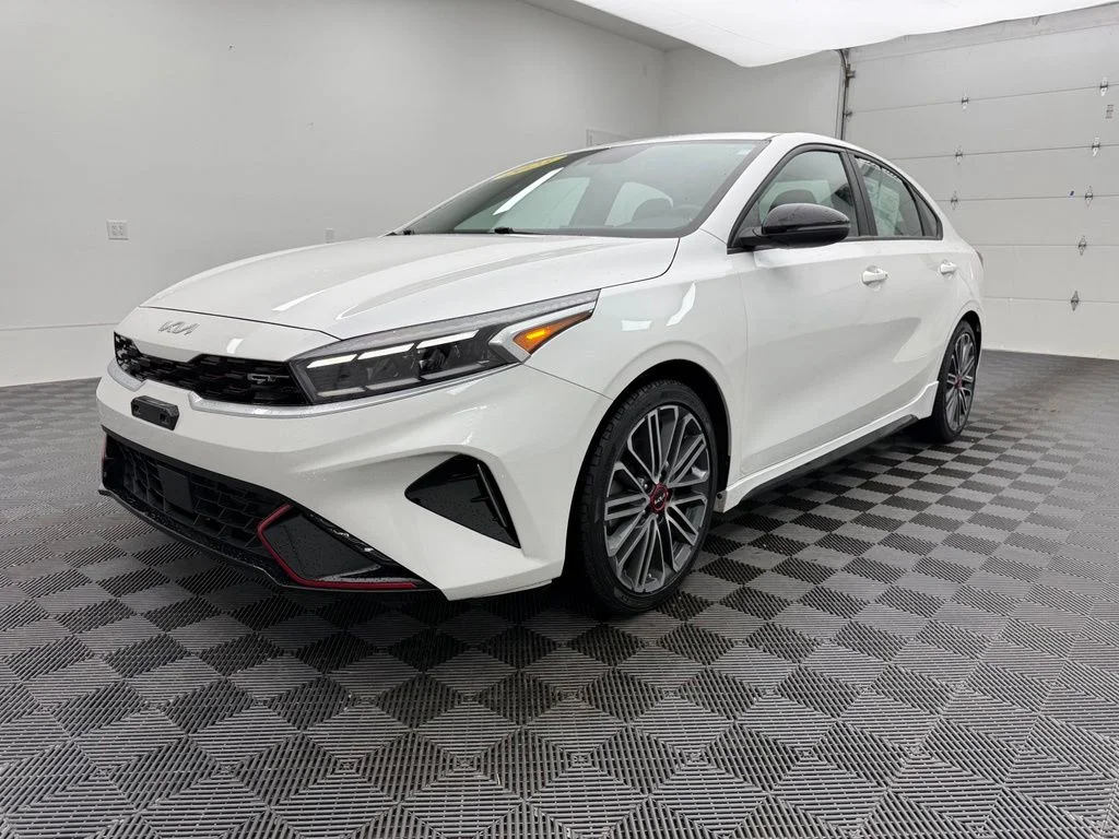 Used 2023 White Kia GT image 13