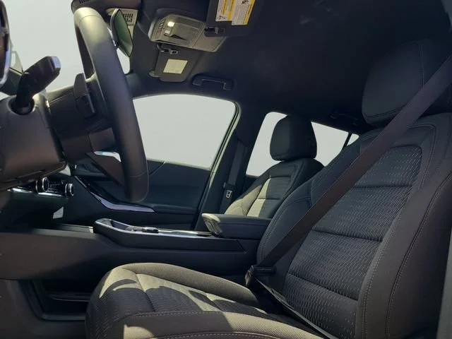 New 2027 Summit White Chevrolet LT image 21
