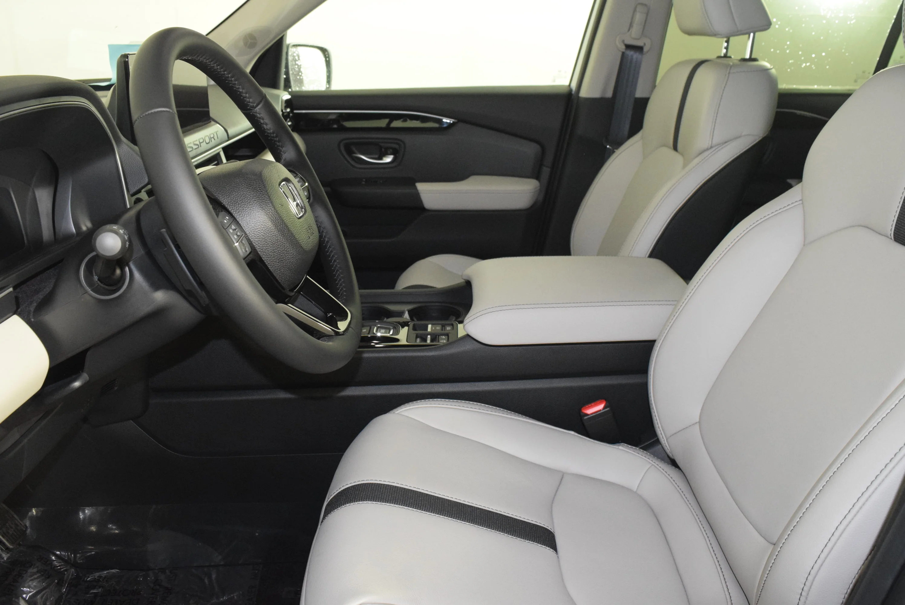New 2026 Platinum White Pearl Honda RTL image 14