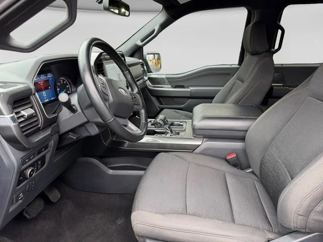 Used 2022 Black Ford XLT image 10