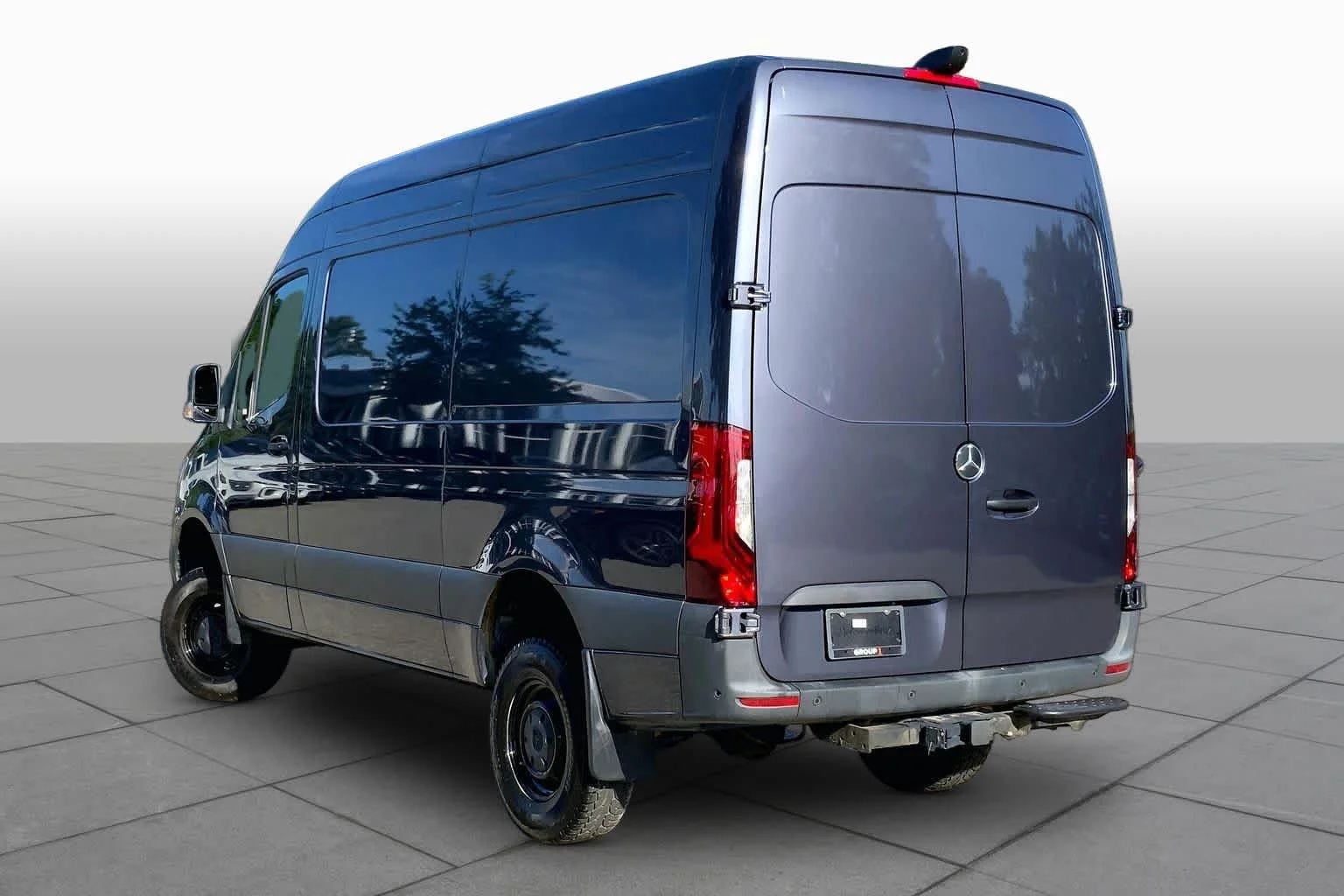 Used 2024 Tenorite Grey Metallic Mercedes-Benz  image 12