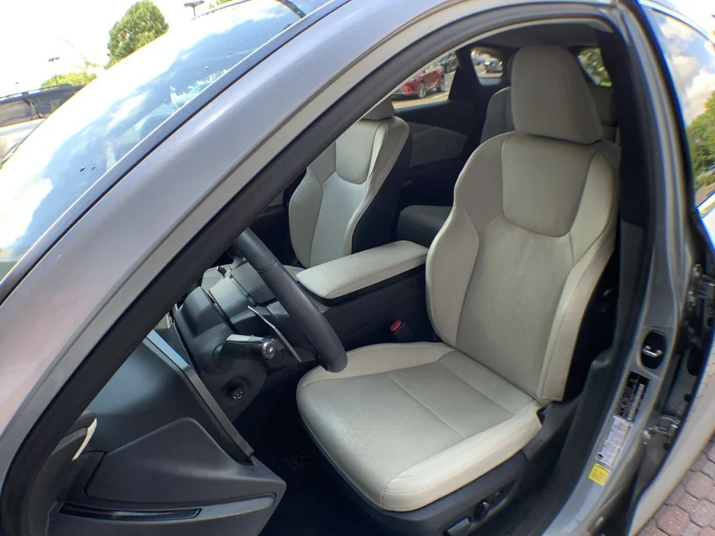 Used 2024 Iridium Lexus Premium+ image 11