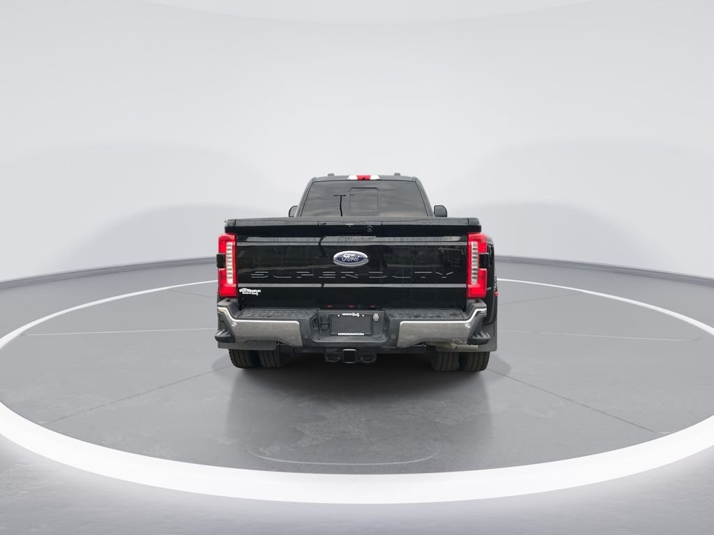 Used 2023 Black Ford Lariat image 7