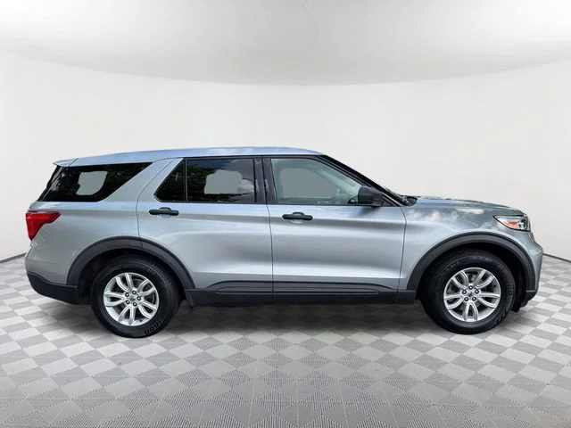 Used 2020 Silver Ford Base image 4