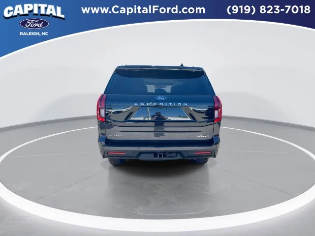 Used 2025 Gray Ford Active image 7