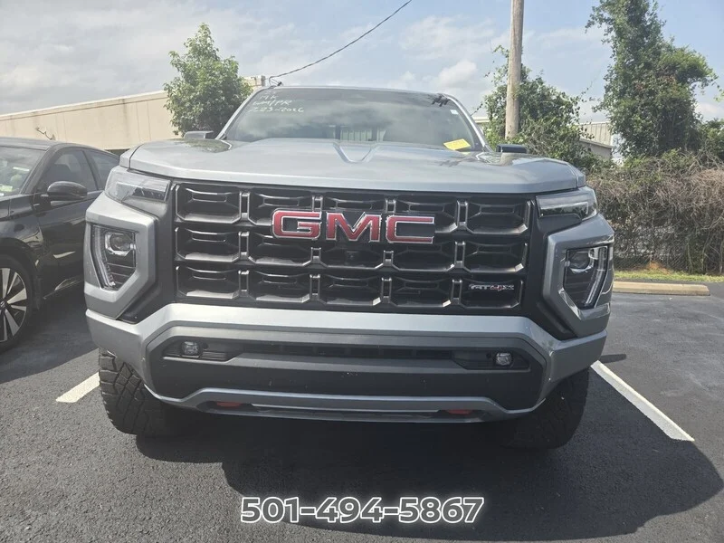 Used 2025 Sterling Metallic GMC AT4 image 7