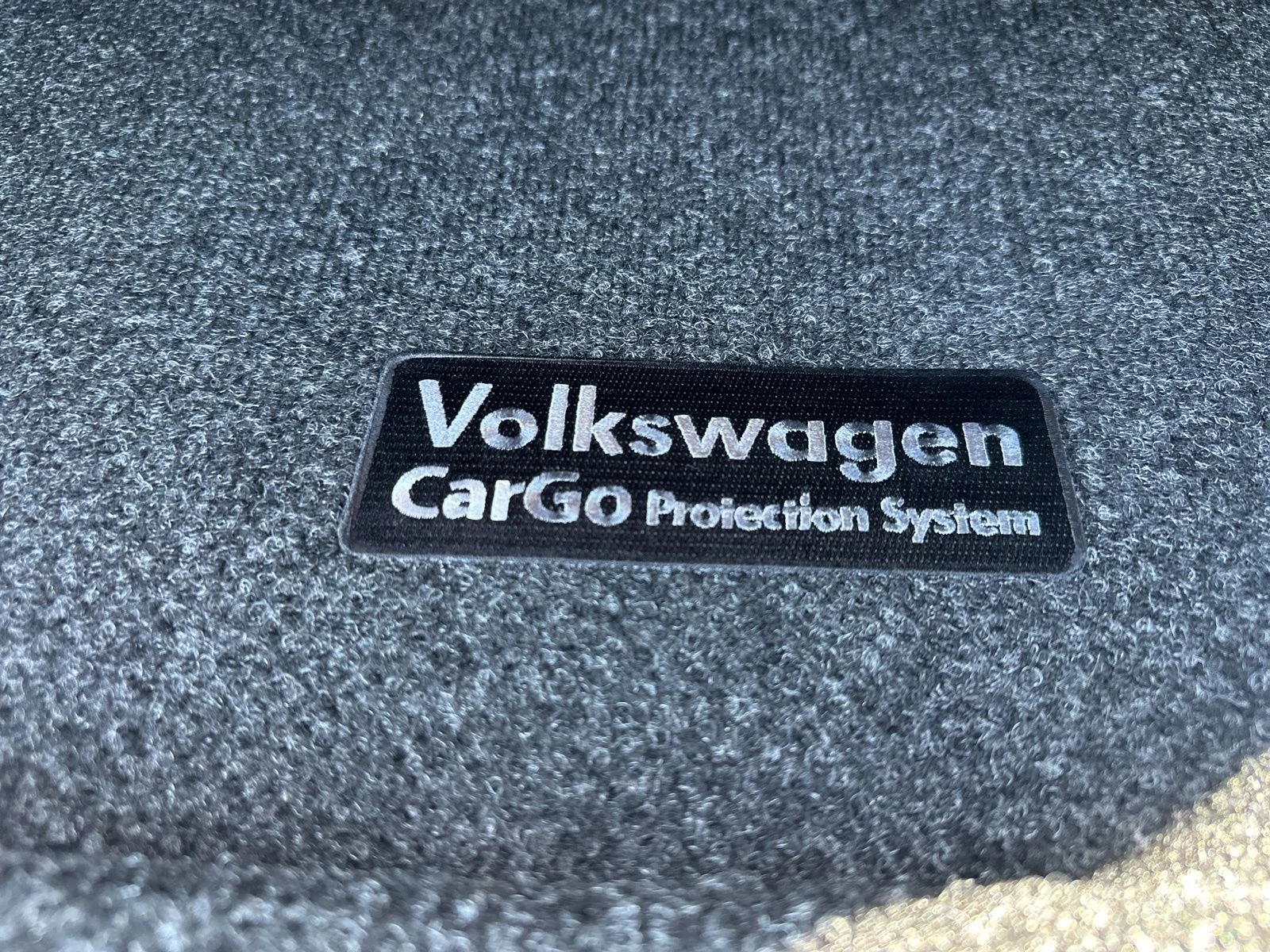 New 2026 Green Volkswagen SE w/Technology image 33