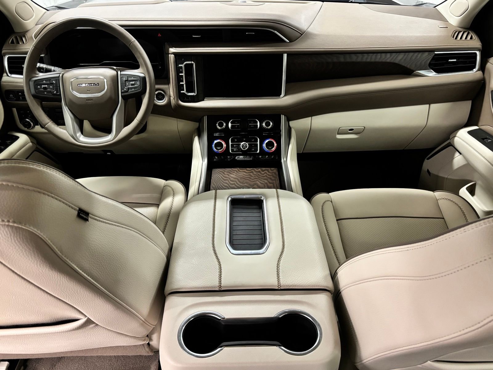 Used 2023 Black GMC Denali image 12