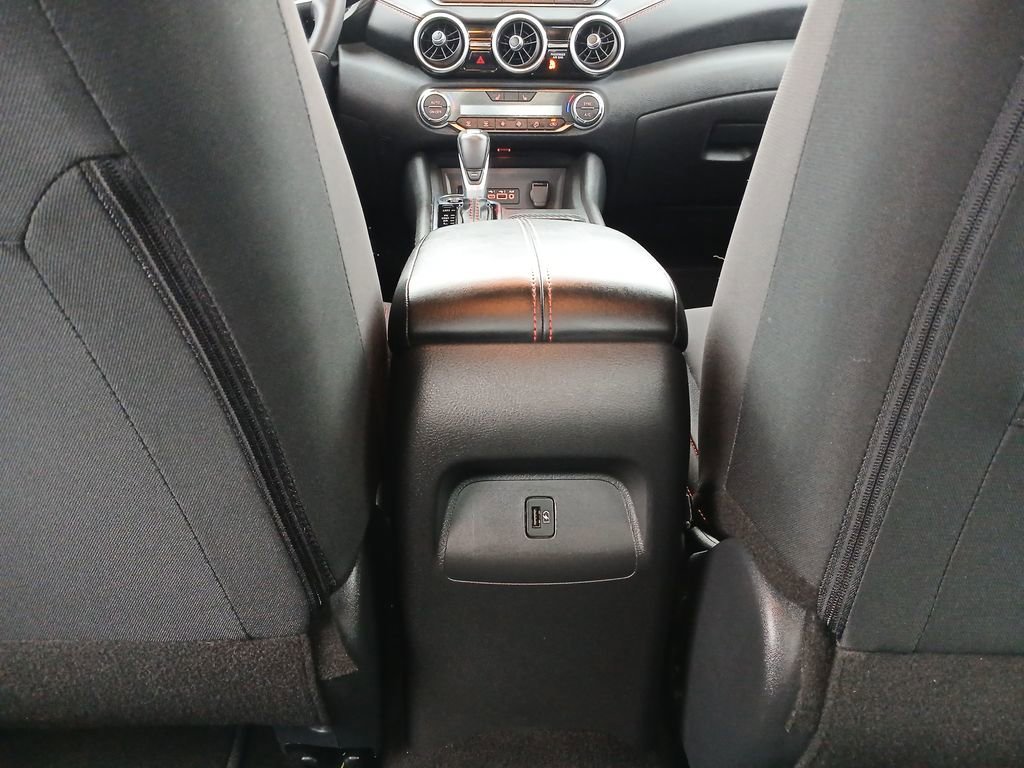 2025 Nissan Sentra SR - Photo 21