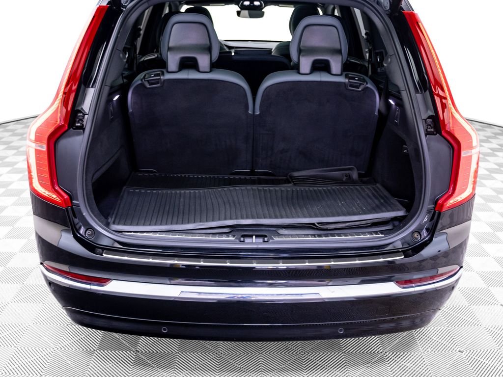 Used 2024 Onyx Black Metallic Volvo Ultimate image 35