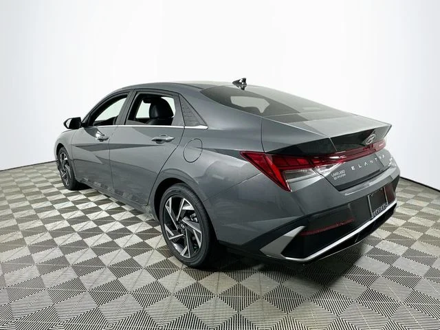 New 2026 Hyundai ELANTRA Limited