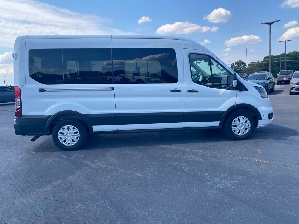Used 2026 Oxford White Ford XLT image 9