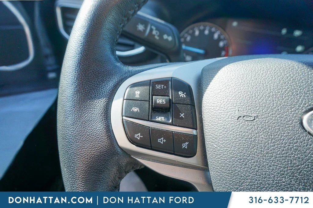 2022 Ford Explorer XLT - Photo 11