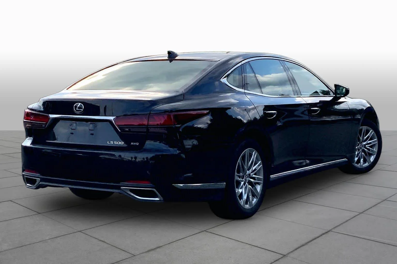 Certified Used 2022 CAVIAR Lexus  image 13