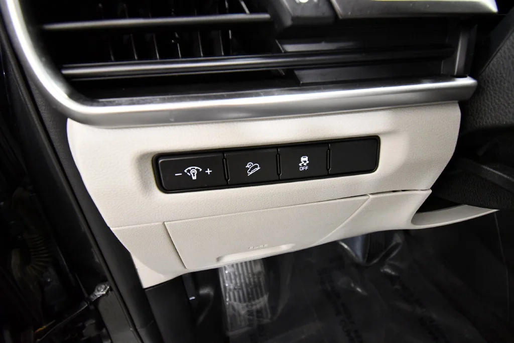 Certified Used 2024 Gray Kia S image 20