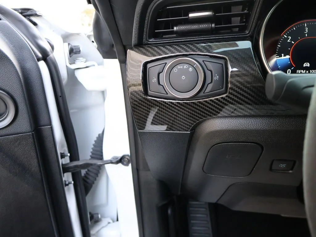 Used 2022 White Ford Shelby GT500 image 37