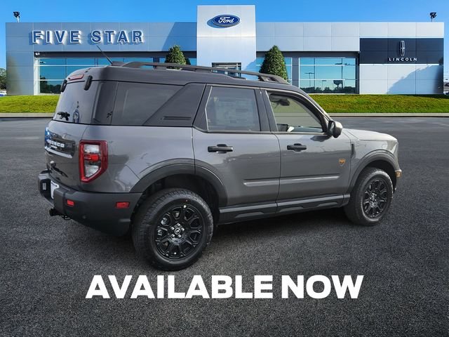 New 2025 Carbonized Gray Metallic Ford Badlands® image 8