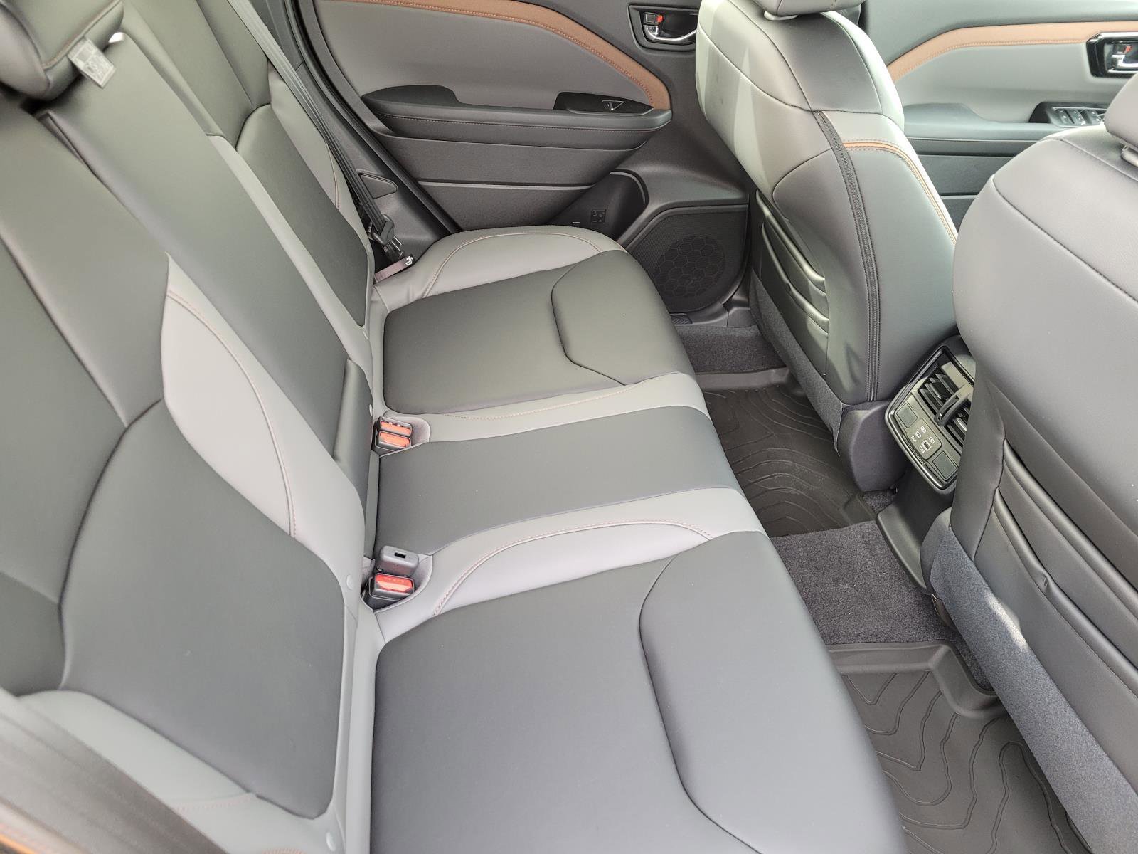 New 2026 MAGNETITE GRAY METALLIC Subaru Sport Hybrid image 12