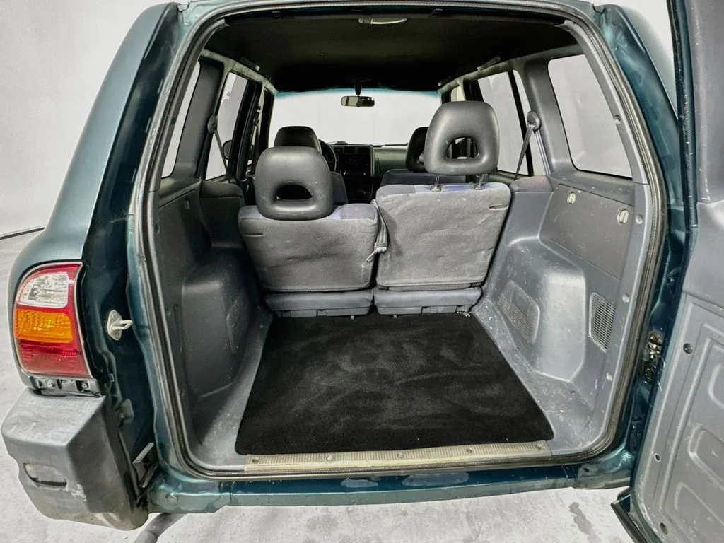 Used 1997  Toyota Base image 26
