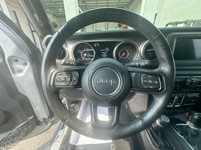 Used 2018 Silver Jeep Sport S image 16