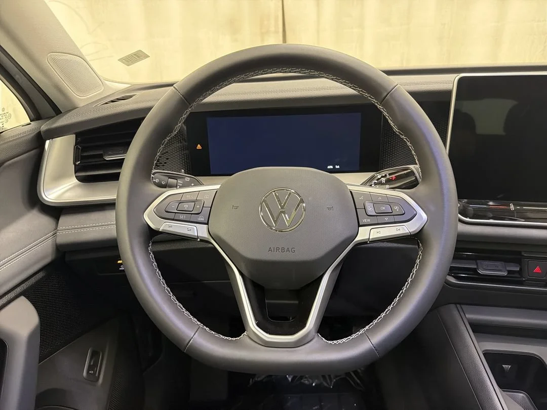New 2026 Pure White Volkswagen SE image 16